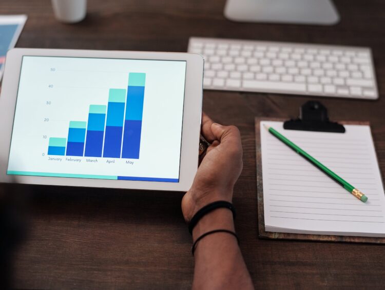 Google Analytics 4 – co warto wiedzieć. Przegląd nowych funkcji i możliwości w Google Analytics 4.