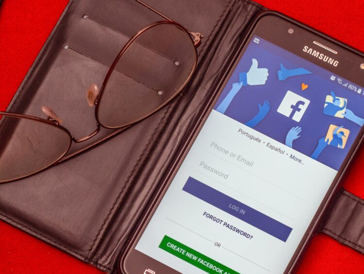 Jak stworzyć harmonogram działań w social media: Praktyczne porady dotyczące opracowywania i zarządzania harmonogramem działań w mediach społecznościowych.