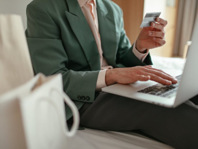 Jak zwiększyć sprzedaż internetową – skuteczne strategie i taktyki dla e-commerce