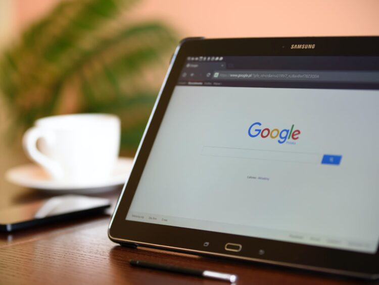 Google Bomb: Co to jest i dlaczego powinieneś tego unikać
