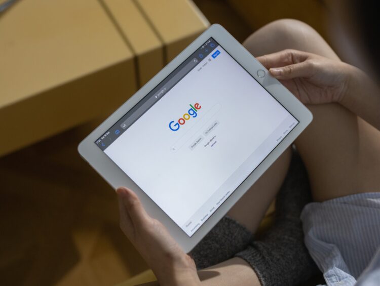 Podstawy Google Tag Manager: Jak zarządzać tagami na Twojej stronie internetowej